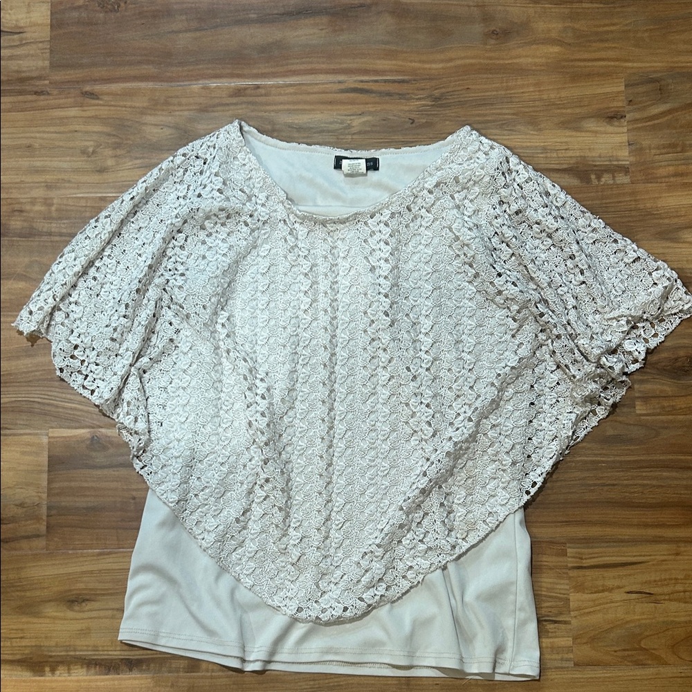 Women’s Medium Ivory Crochet Lace Blouse Short Sleeve Lined Top Boho Festival